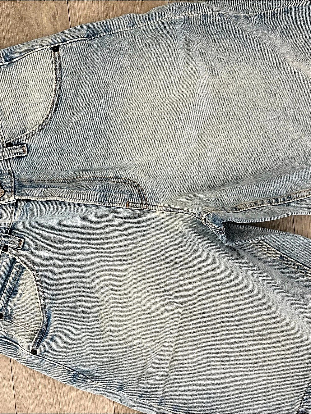 Hollister Baggy Jean Short Blue Waist 33 NWT